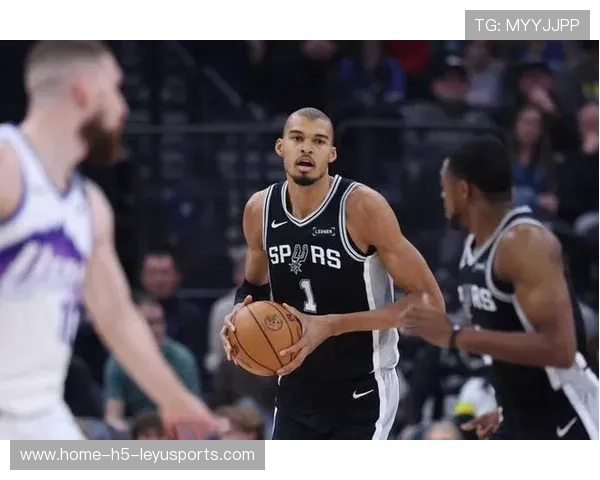 马刺队借助强大青年阵容再创奇迹，nba 马刺队