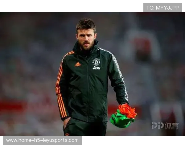 曼联痛击热刺,卡里克战术展示领导能力 曼联痛击热刺,卡里克战术展示领导能力